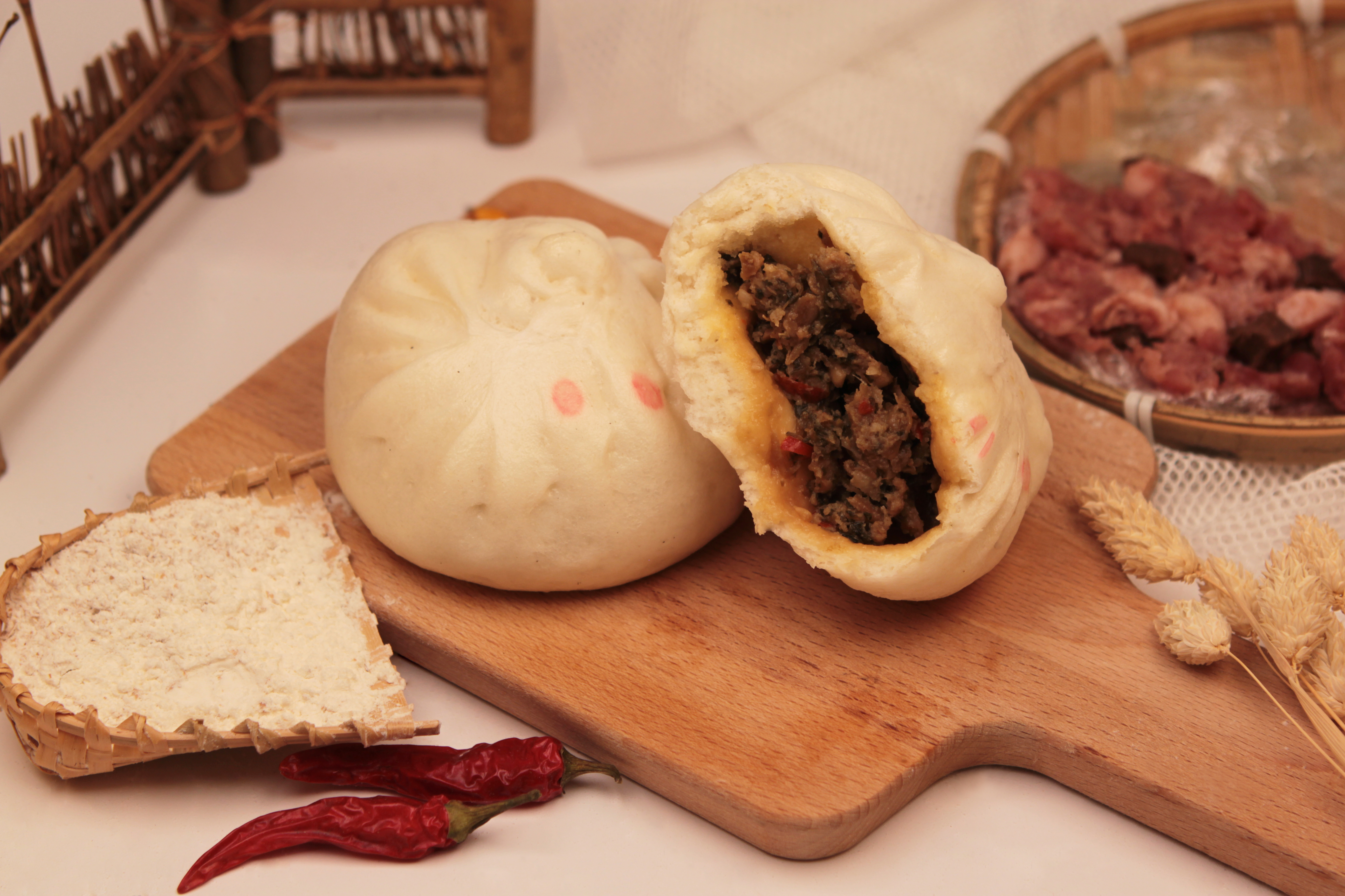 福菜辣肉包 5入